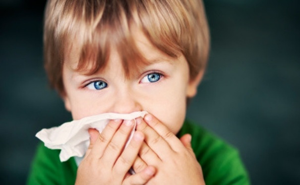 五种方法可以缓解,宝宝感冒鼻塞流鼻涕,减少宝