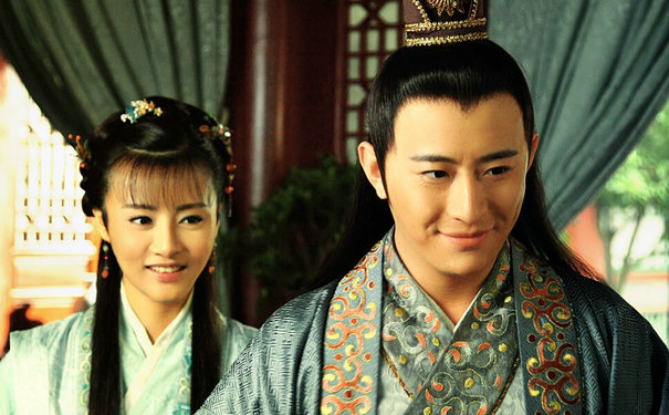 送礼不在钱多,红楼梦中的贾芸给王熙凤送礼,不到16两,效果很好