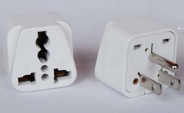 日本的插座这样设计,太聪明了,用几十年都没问题|插座|插头|金属条_新