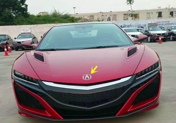 价值290万的低调豪车 不同国家车标也不同 难道又是行业规定