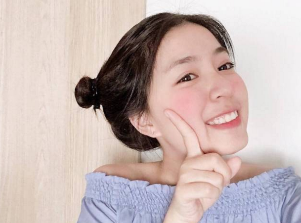 有这4个特征的女生,露额头会很好看!别再傻傻的剪刘海了!