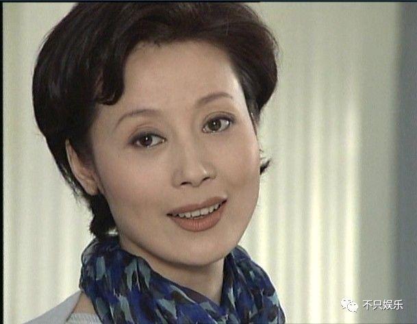 明明可以优雅老去,却非要整容结果毁容的刘晓庆,高宝宝和邬倩倩