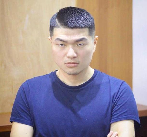 2018流行"渐变"发型10款,适合脸大的男生!