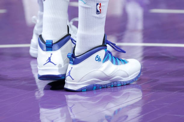 1月3日 nba 球鞋战报:小托马斯复出完成骑士首秀!_新浪看点