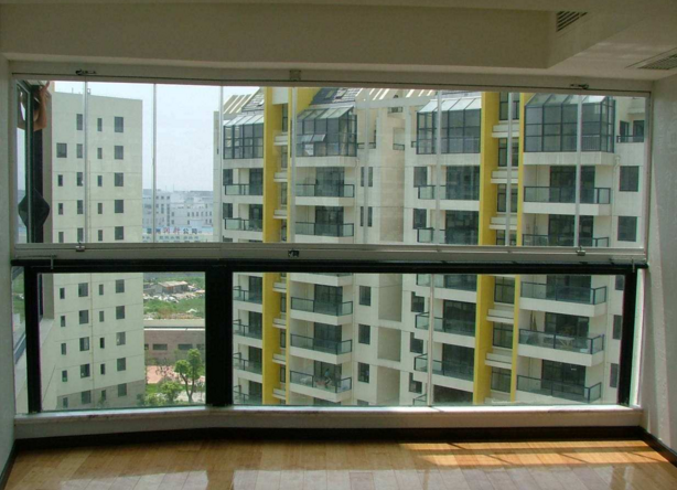 阳台装修万万不要用塑钢窗了,现在流行装这种,后悔知道晚了