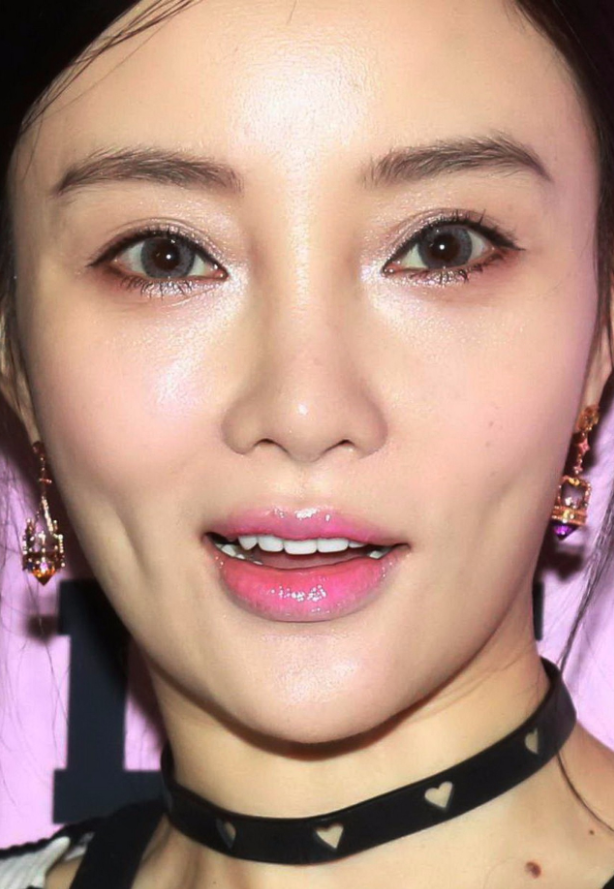 李小璐在pgone家里过夜留宿后,她的人设会崩塌吗?