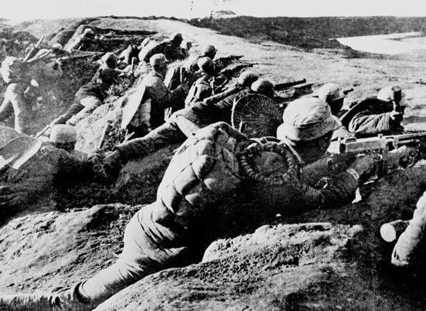 别被抗日剧骗了:现实令人不敢信