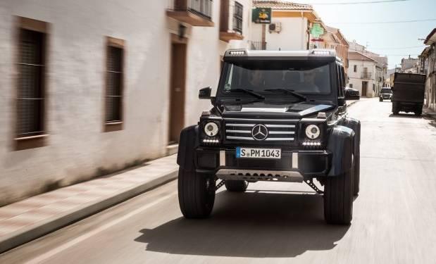 奥地利的格拉茨开发生产,并由德国斯图加特的研发队伍负责设计和测试