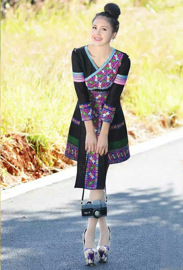 佛靠金装人靠衣装美美哒旅拍苗族服饰