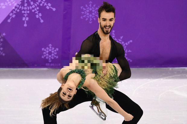 冬奥会女运动员走光丢金 花滑妹子比赛中衣服