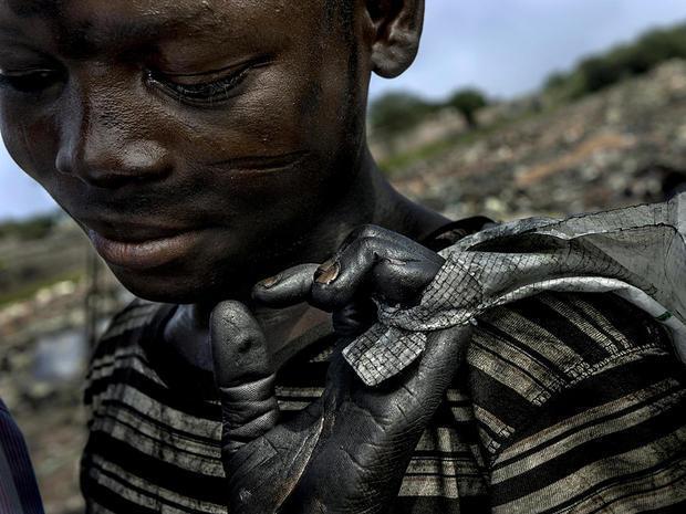 是什么让他们在命运中挣扎,网友直呼:他们的生活比痛苦还要痛苦