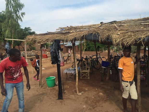 世界上最穷非洲国家,人们月收入到底多少钱?