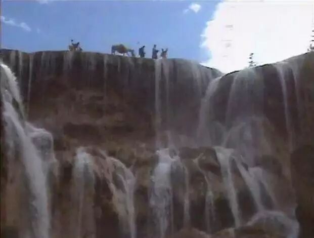 体验大自然的鬼斧神工一生必去的地方九寨沟