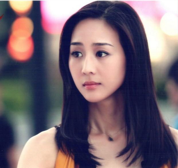 盘点刘亦菲,刘诗诗,张予曦等女星的眼睛和身材