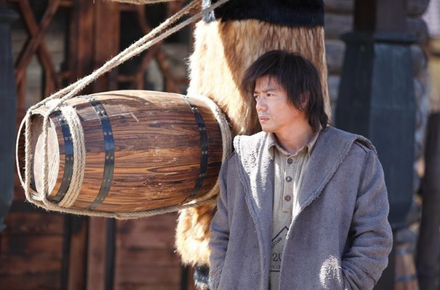 连续被封掉三部戏,也阻挡不了他成影帝,演艺圈也奈何不了他!