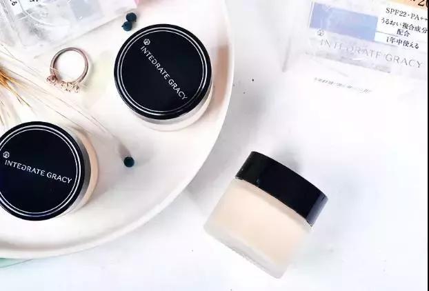 10款超好用的秋冬粉底液, 口碑最好的居然是这