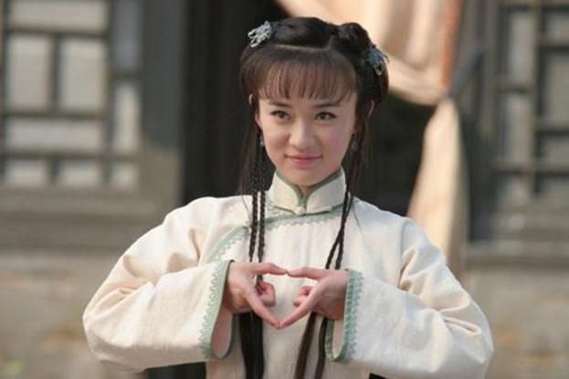 她21岁走红,32岁未婚先孕,40岁靠儿子翻红,今成人生赢家!