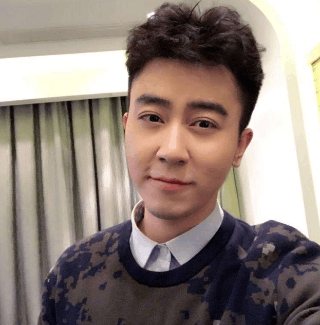 蛇哥老婆北辰删光微博疑似与蛇哥离婚保护未出生的孩子