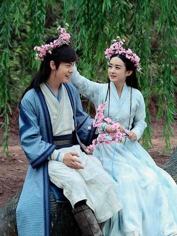 从演戏开端遭到很多白眼,可是也是因为这一起的锤炼,以是赵丽颖愈来愈