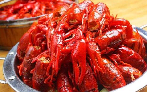 每时每刻,都有一道唤醒回忆的菜!油焖小龙虾的做法!