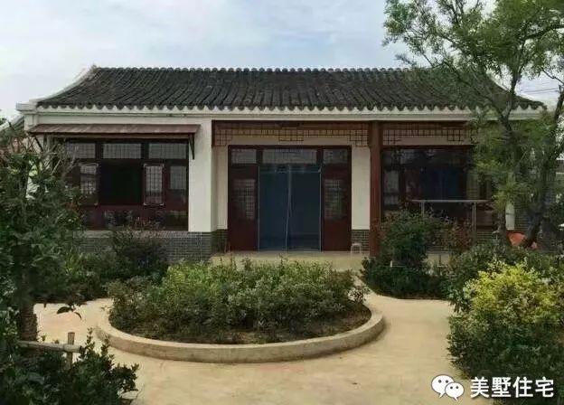 在农村自建带大庭院的四合院, 孝顺儿子给父母养老得乡亲赞赏