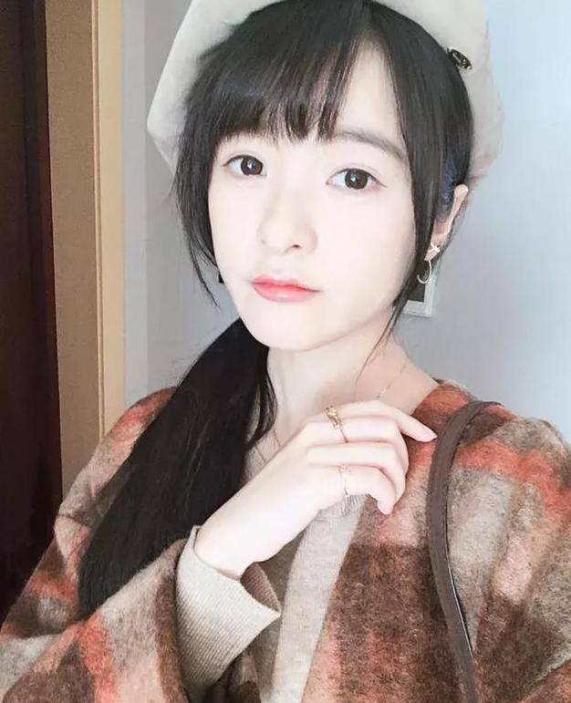 《长江七号》中除了徐娇,其实还有一位女扮男装的小演员,这位电影中的