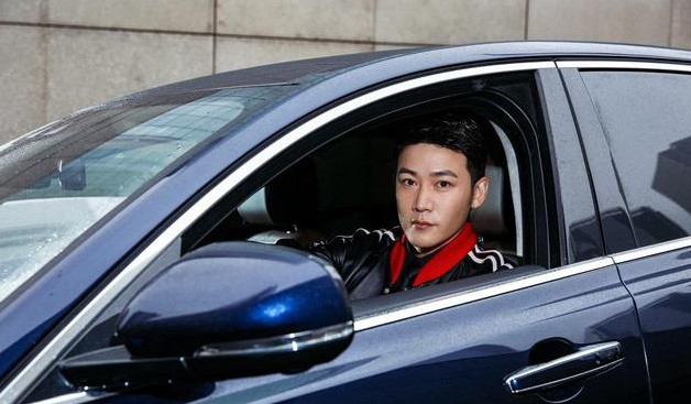 陆毅的550万宾利才开5000公里就要卖掉原是为了买它