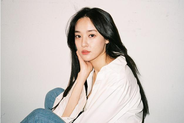 权志龙绯闻女友李珠妍新动态要开始进军影视和时尚