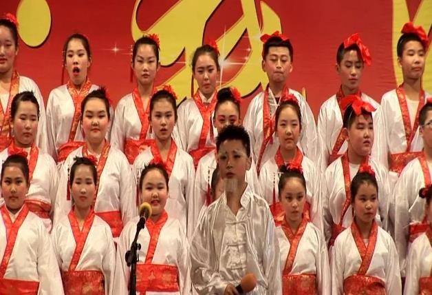 梅河口市博文学校小学部欢庆2018年元旦联欢