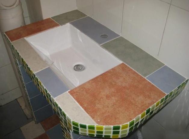 新房装修,我用水泥做个洗手池,成本才几十块钱,装修工都跑来学