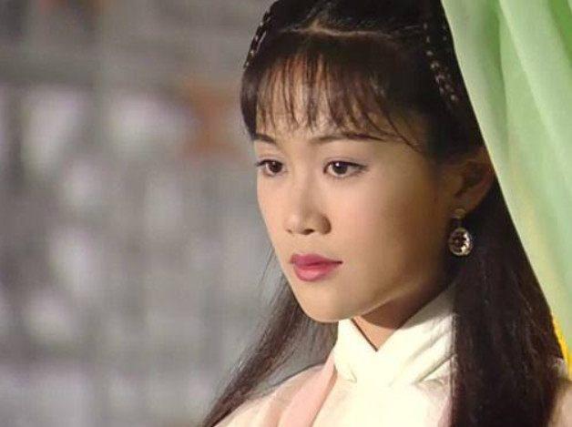 这个人太无耻父亲被杀妻子被抢他就叛国投敌让女人背锅