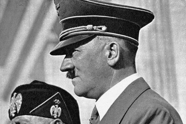 当英军在蒙哥马利将军的率领下,将北非战场上的意军打得毫无招架之力