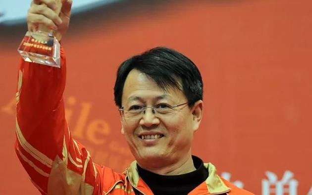 "金牌教练"吴敬平的乒乓世界