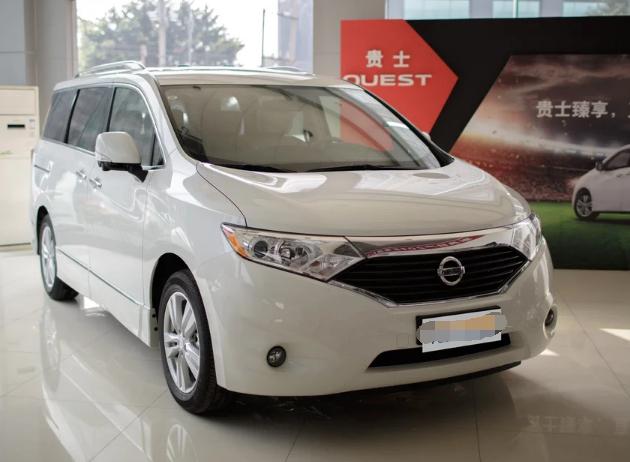 高音王子孙楠座驾,驾驶起来非常霸气有男人味