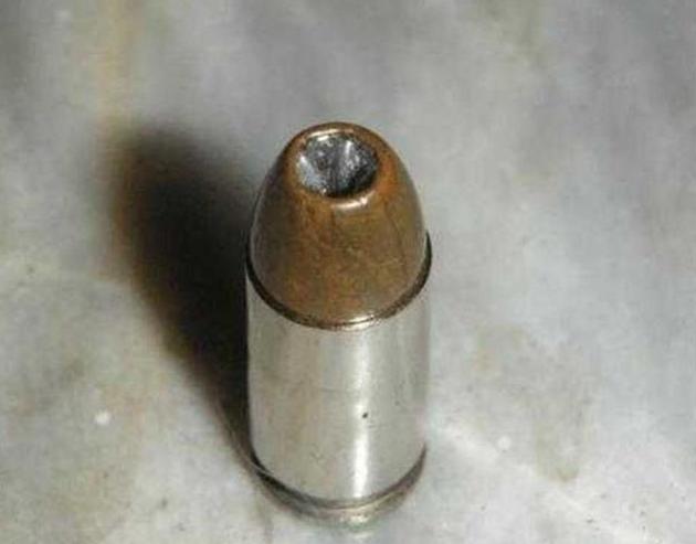 这种弹药全球禁用,被它击中军医都没办法,美国却依旧在使用