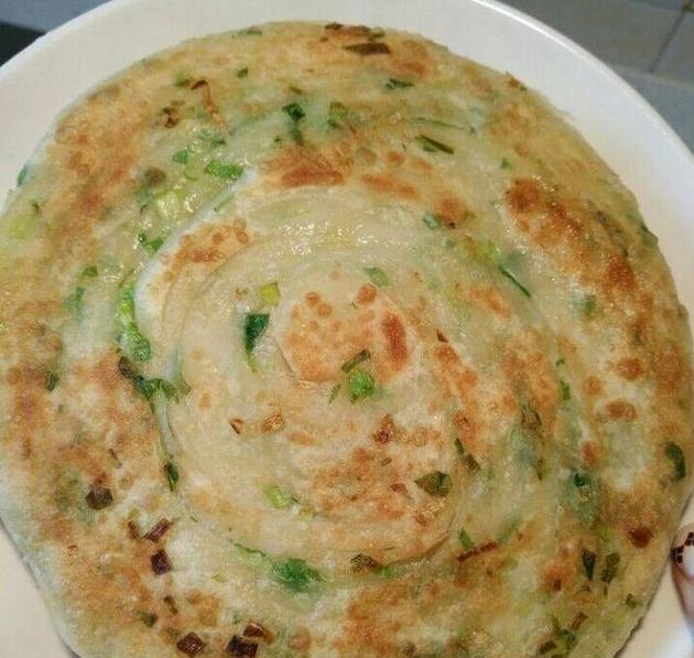 酥脆葱油饼外酥内软口感好简单易做一学就会