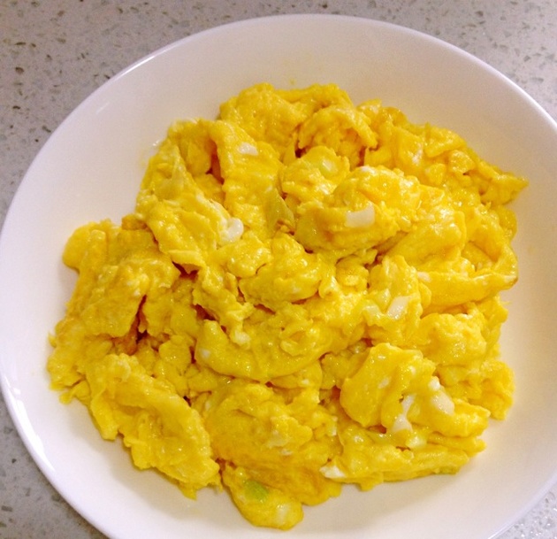 西红柿炒鸡蛋少了这个步奏,难怪不好看还难吃!