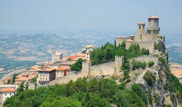 04 列支敦士登——田园牧歌列支敦士登,面积仅160平方公里,相当于我国