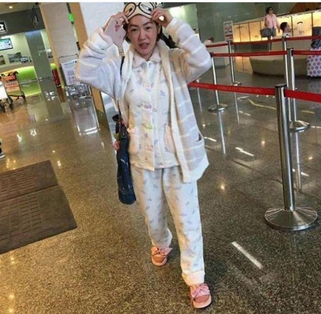 范冰冰杨幂唐嫣穿大妈睡衣网友有颜的还是美成仙