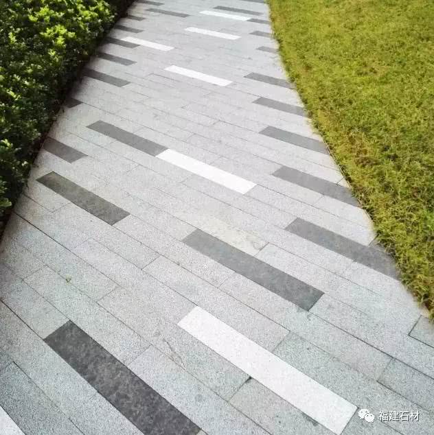单调的花岗岩竟然也能铺这么美