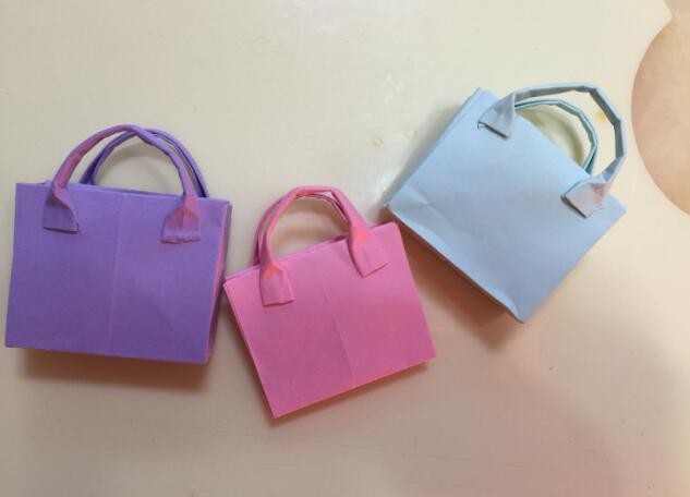 漂亮清新的折纸手提袋,好看的小手提袋手工折纸教程