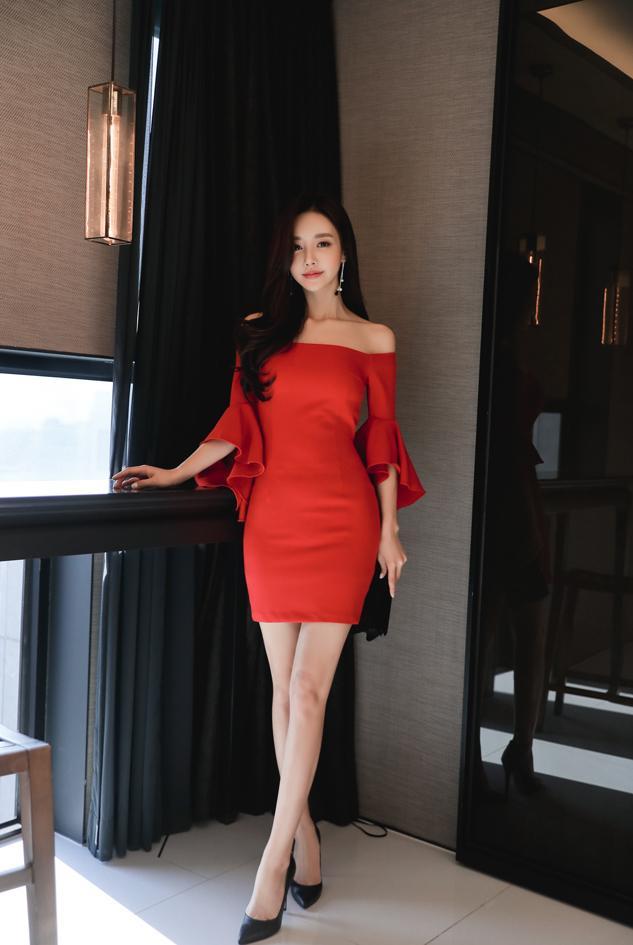 孙允珠不过笑也有很多种有的笑馅媚有的笑勉强