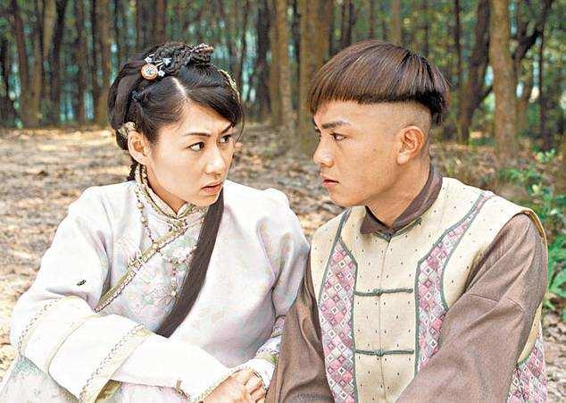 《十兄弟》《巴不得爸爸》终于时机到来了,在2009年她出演了《巾帼