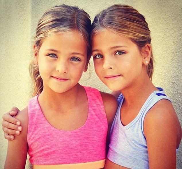 在一个博客里,母亲jaqi写道,当时她告诉两个女儿,愿不愿意在上学,舞蹈