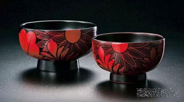 精致细腻的日本漆器