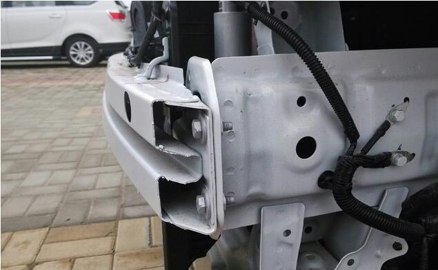 看完了国产宝骏的防撞梁 果断放弃本田思域去看看国产车