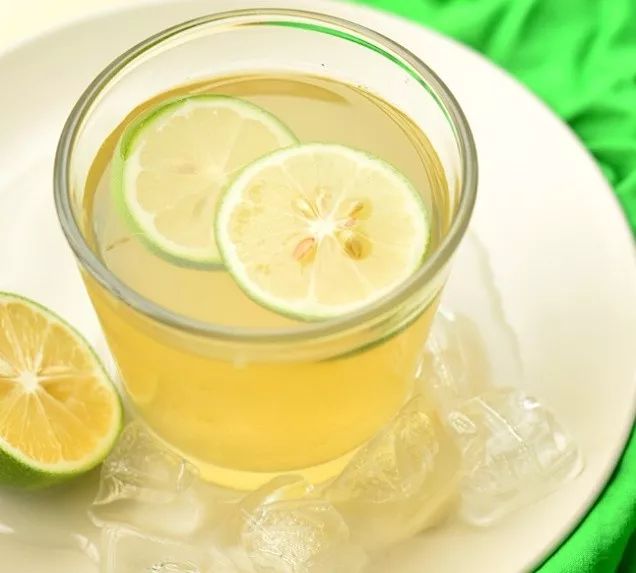 男子喝下百草枯,送往医院抢救,后爹却跪求医生不要抢救了!