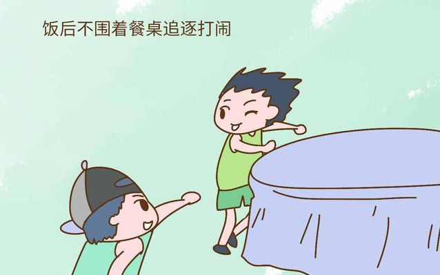 育己,想要孩子学会餐桌礼仪,最快捷的办法,就是从孩子能够自主吃饭时