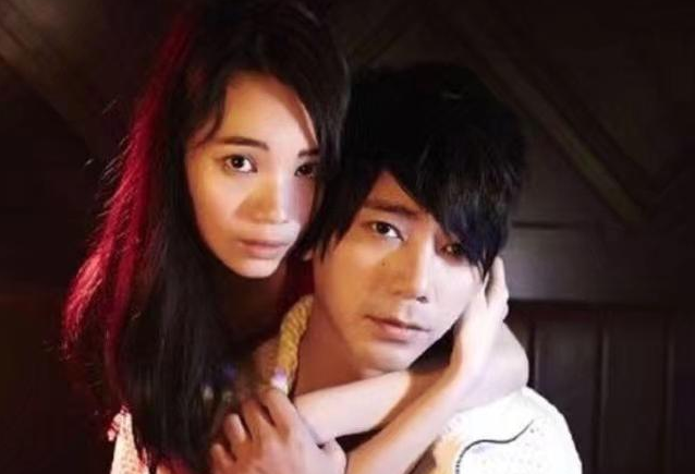 信16岁女儿小丸子照片被曝光,身高快180了