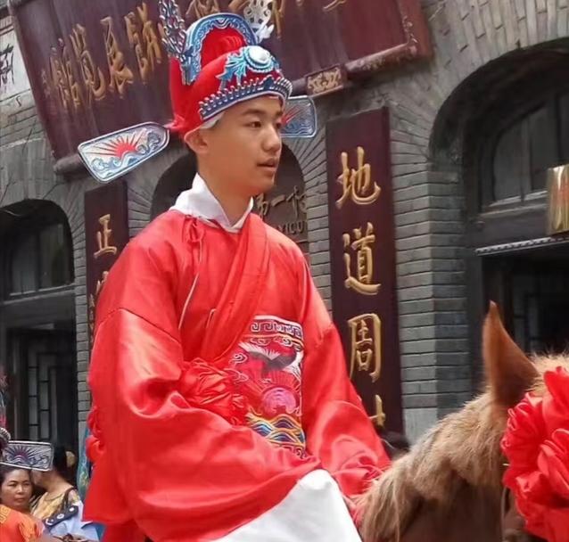 新晋状元郎为何被这个大清第一女人召见后吓得辞官回乡